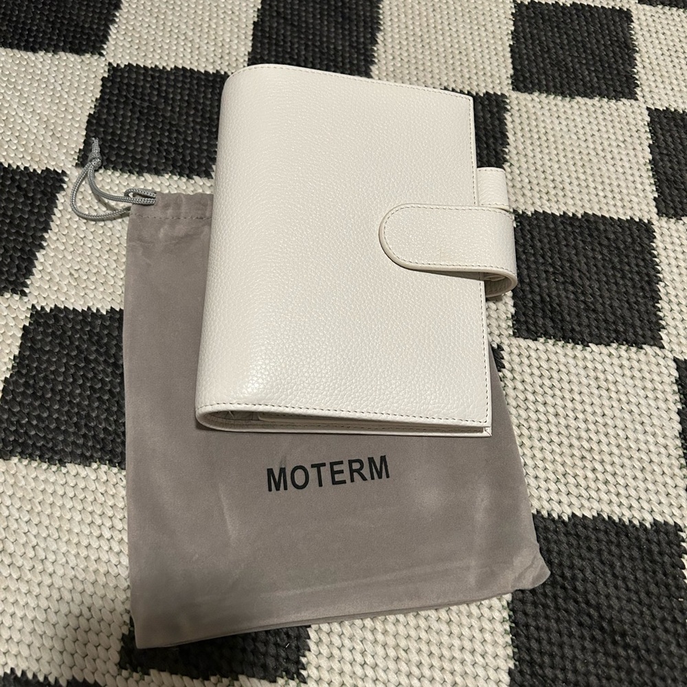 Moterm Luxe Personal Rings (30mm) Planner Genuine Leather in Pebbled Cream